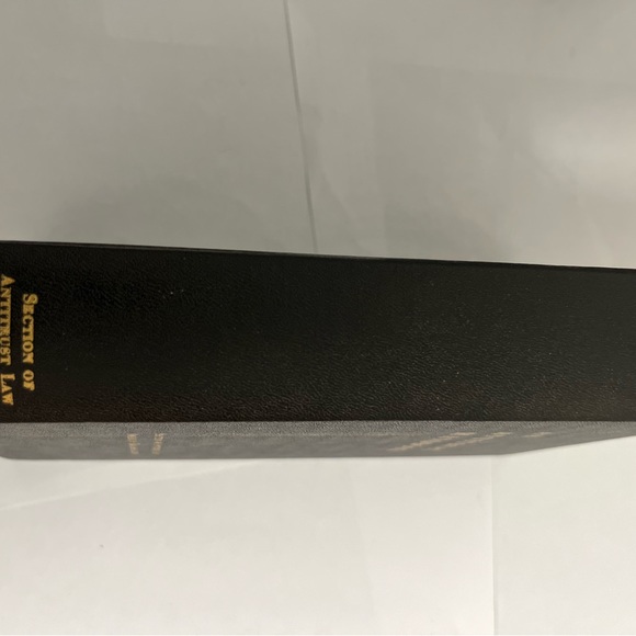AN ANTITRUST HANDBOOK. Section Of Antitrust LAW - American Bar Association - Picture 4 of 14